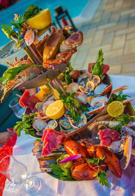 Varallo Pombia Hotel Ristorante La Perla מראה חיצוני תמונה