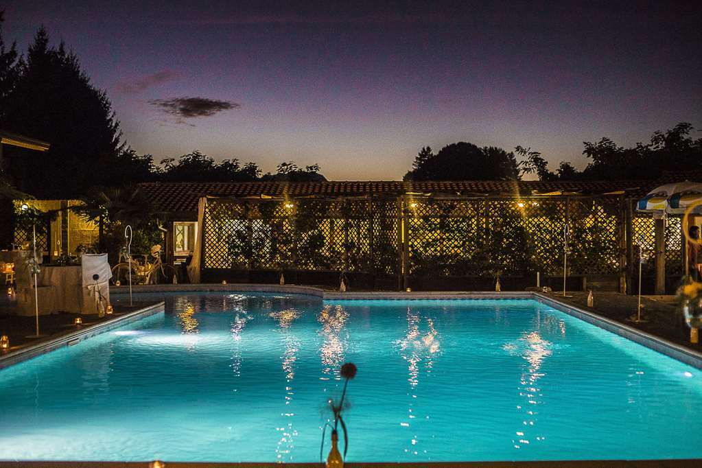 Varallo Pombia Hotel Ristorante La Perla מתקנים תמונה